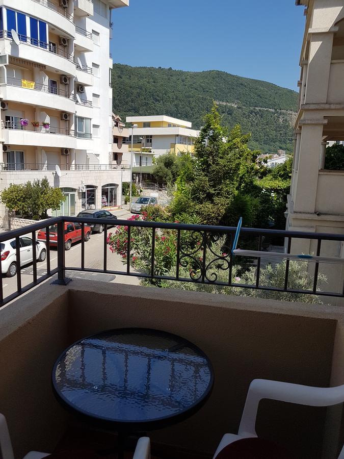 Apartments And Rooms Lijesevic Budva Exterior foto