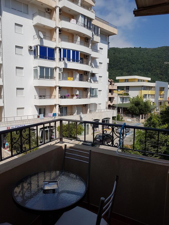 Apartments And Rooms Lijesevic Budva Exterior foto