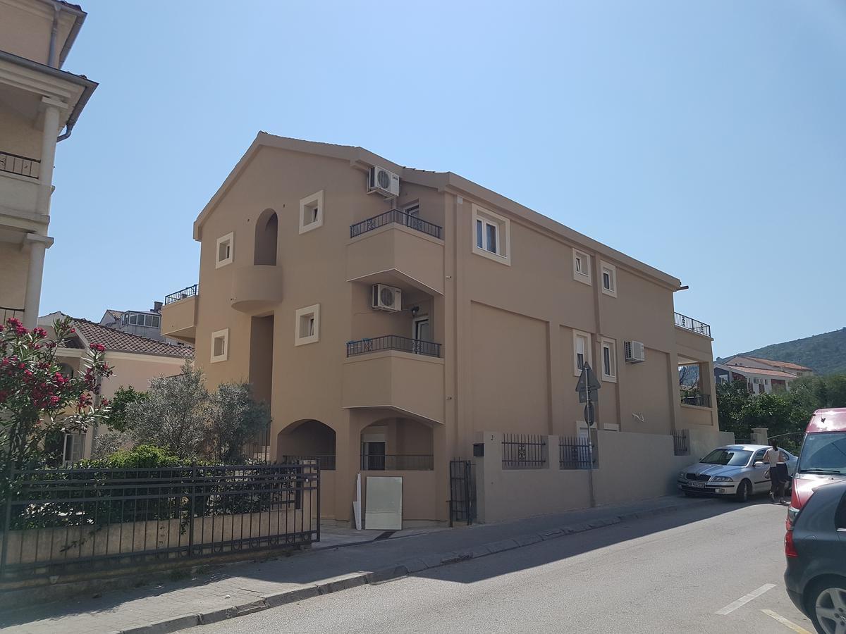 Apartments And Rooms Lijesevic Budva Exterior foto